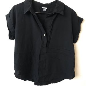 ❌SOLD ❌ A New Day | Adorable Black Collared Top